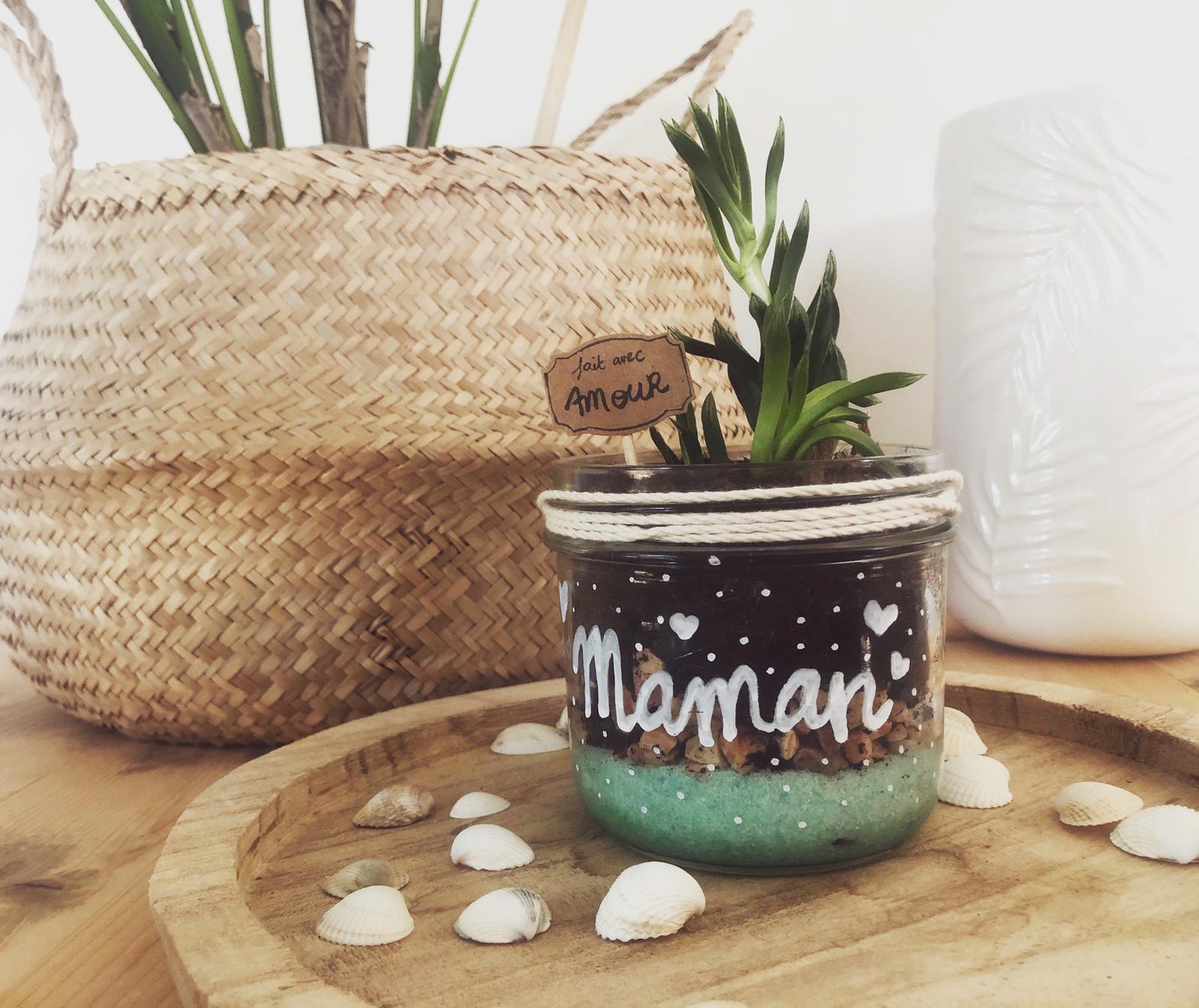 Creer un terrarium un cadeau fait maison pour la Fête des Meres